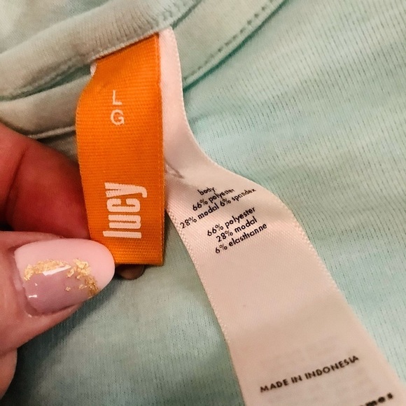 Lucy  Mint Green Large Long Sleeved T Shirt NWOT - Picture 4 of 6